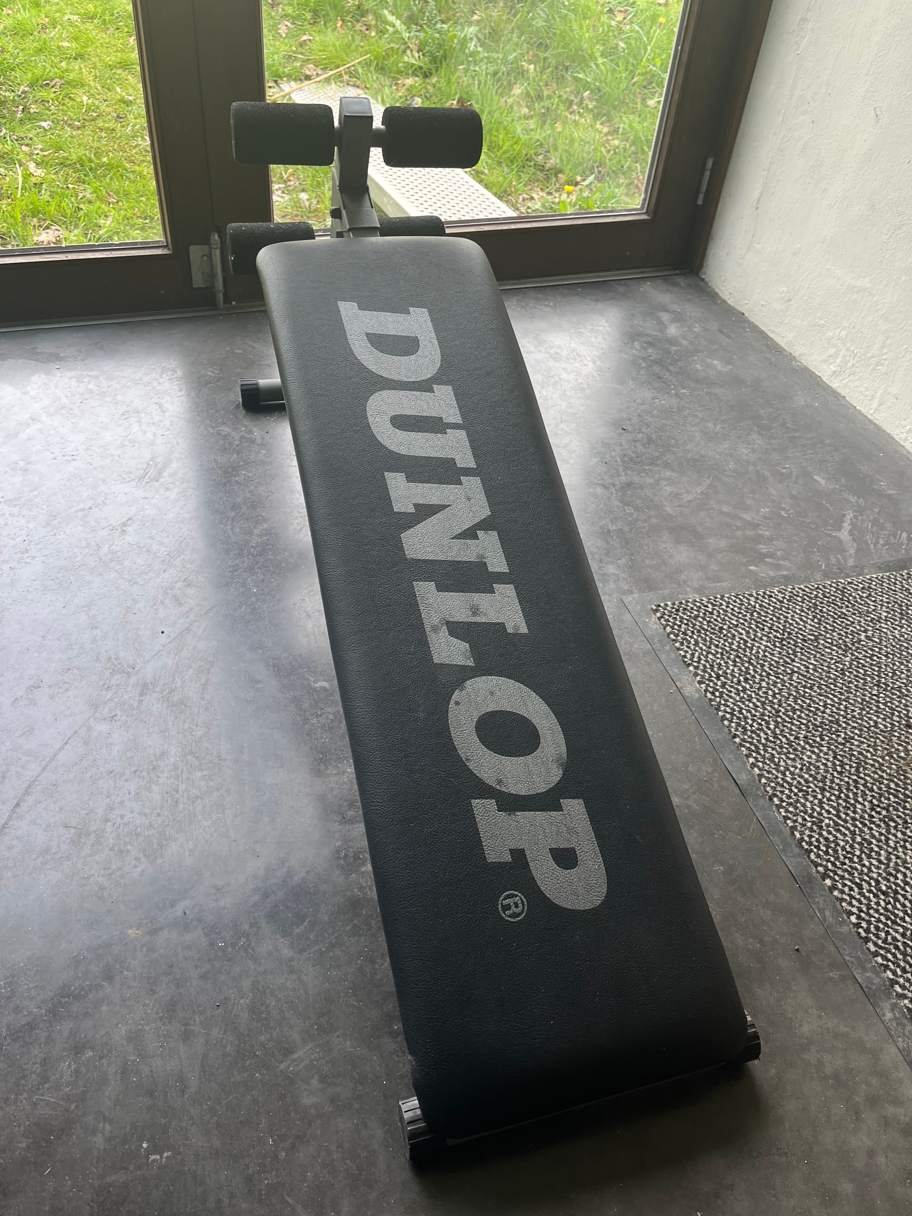 Dunlop fitness bank voor de buikspieren
